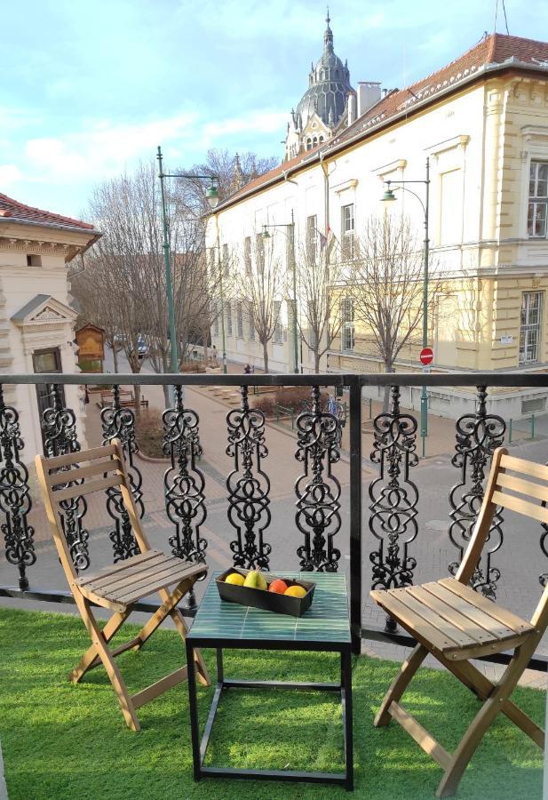 City Art Inn Szeged Bagian luar foto